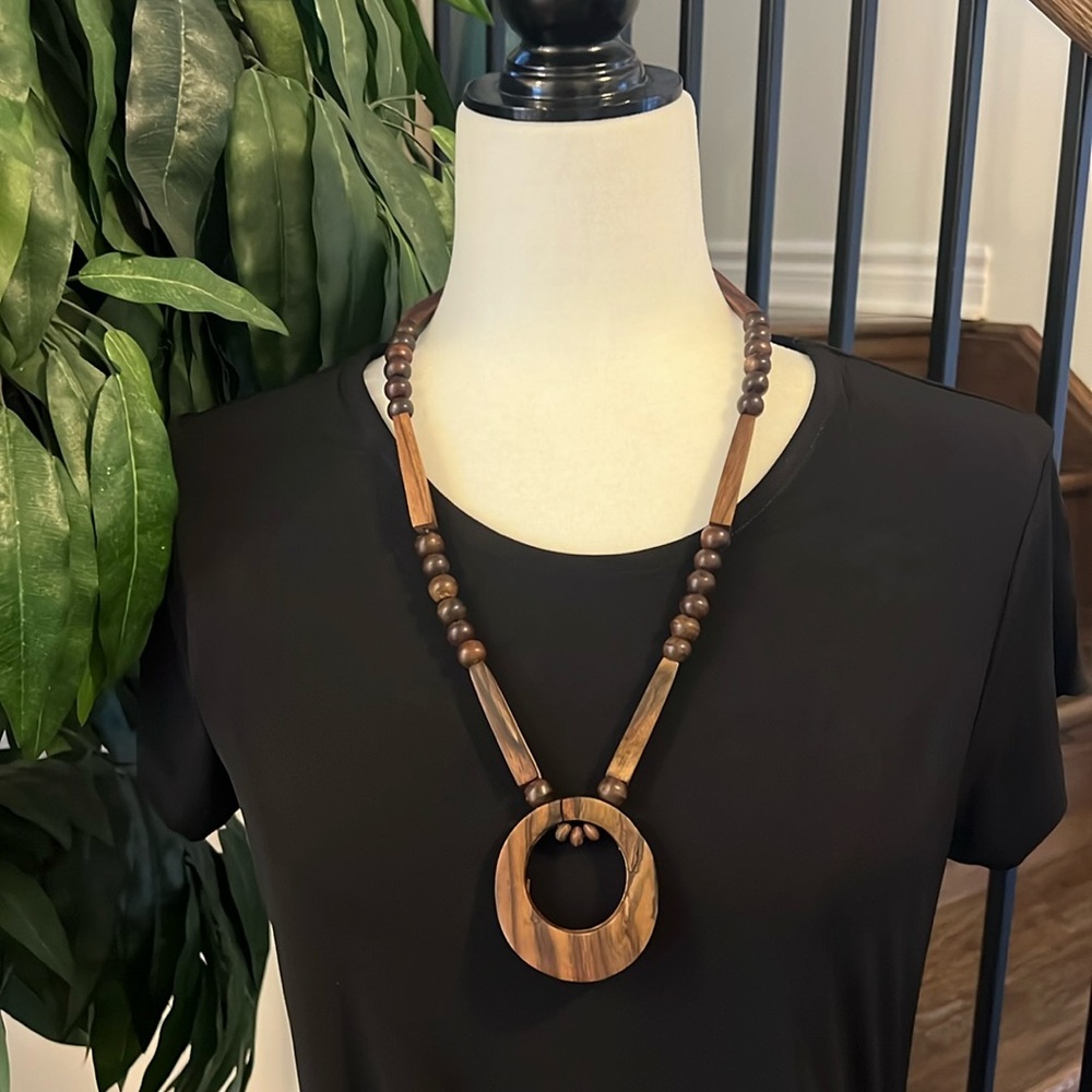 Beautiful Wooden Boho/Bohemian Style Necklace Excellent Condition 10/10